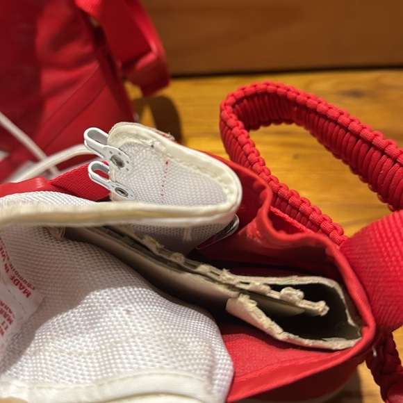 Nike Air Force high top 
White and red
Out of box - Picture 4 of 6